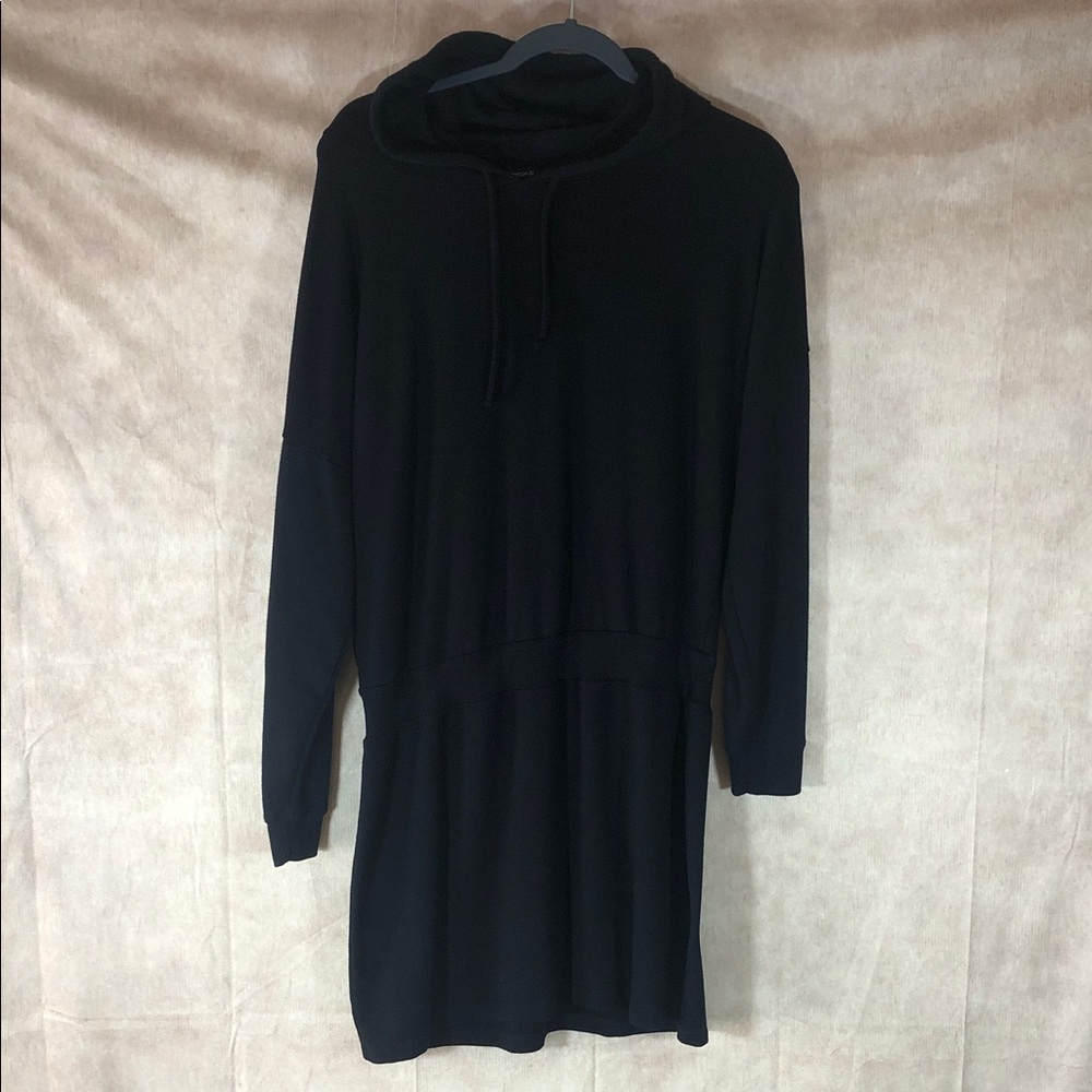Beyond Yoga Black Hoodie Dress